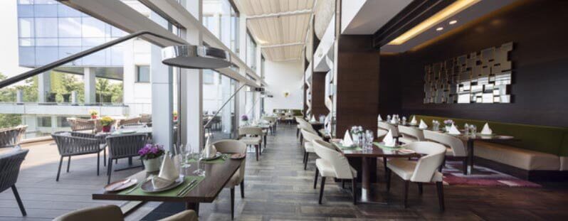 Email restaurant